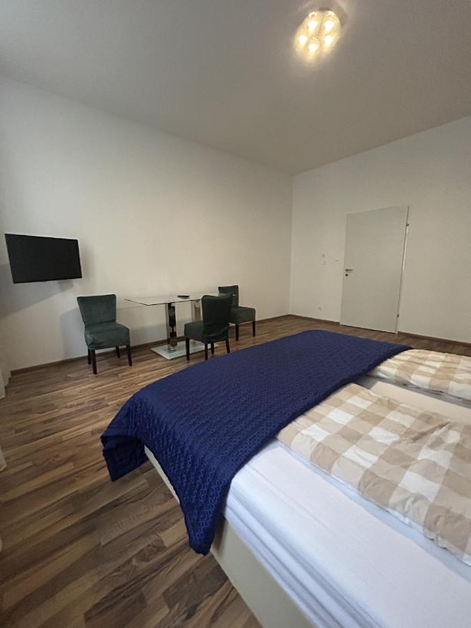 Cozy City Center Apartments Виена Екстериор снимка